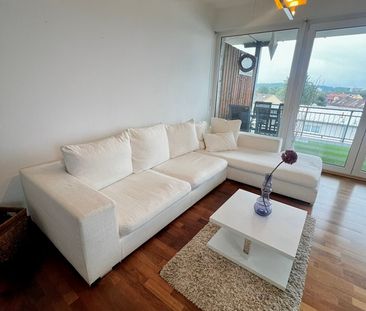 Helle, modern möblierte Wohnung mit großem Südbalkon und toller Aus... - Foto 2