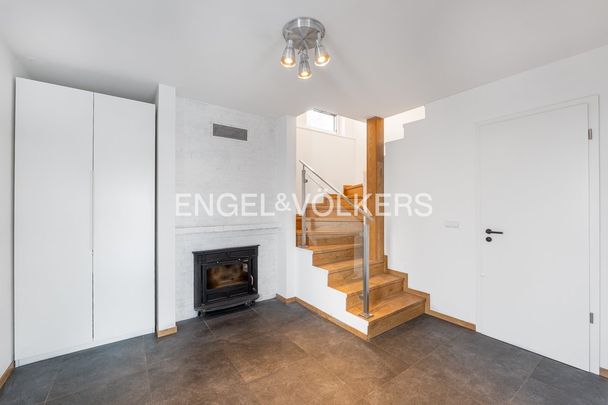 Pronájem vily 120 m², Smidarská 605, Praha - Photo 1