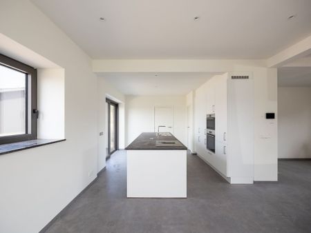 Nieuwe, energiezuinige woning met vrij uitzicht over de velden. - Photo 5
