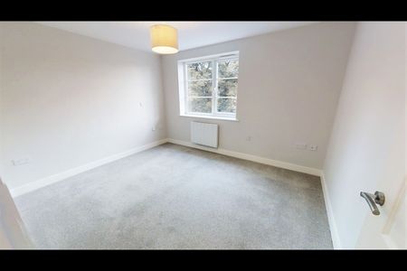 2 Bed Flat, George Street, M25 - Photo 5