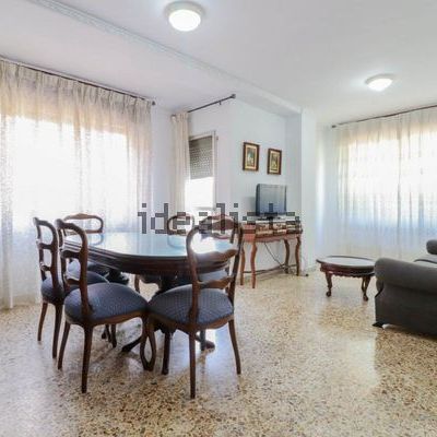 Alquiler de piso en Nueva Andalucía - Regiones - Foto 1