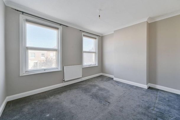 2 bedroom maisonette to rent - Photo 1