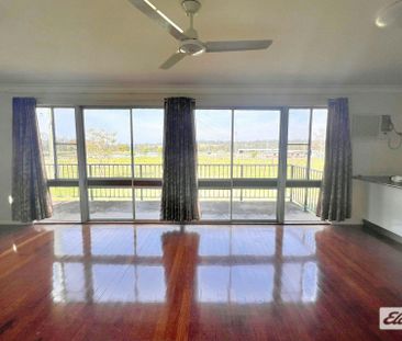 Neat 3-bedroom Home Overlooking Farmland - Photo 6