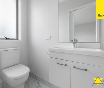 Modern, Low-Maintenance Living in Te Atatu Peninsula - Photo 1