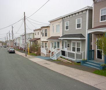 59 Franklyn Ave! Freshly painted 3 BR Semi-Detached Home Located Downtown St. John’s! - Photo 2