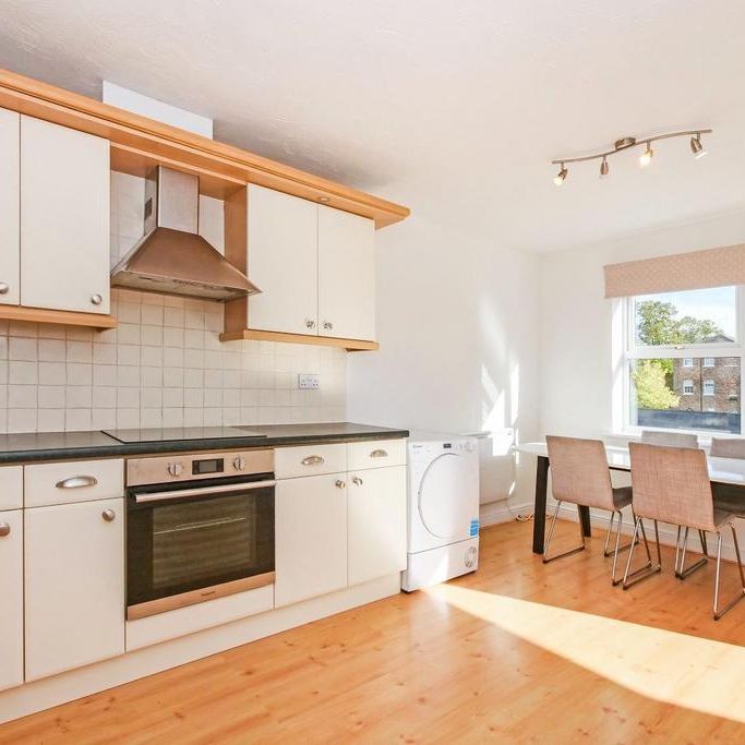2 bedroom apartment to rent - Photo 1