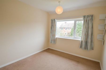 2 bedroom end of terrace house to rent - Photo 2
