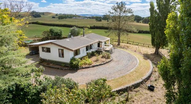 Peaceful Country Living with Paddocks - Photo 1