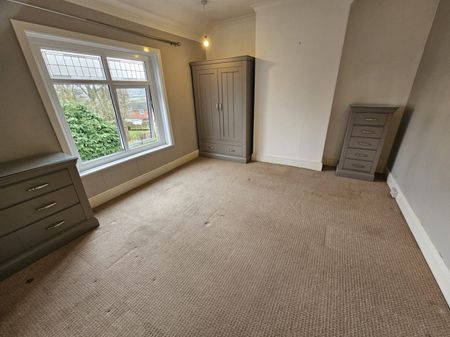 3 bed Detached - To Let - Photo 5