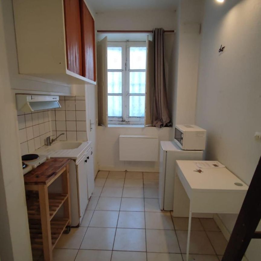 Location Appartement 1 pièce 11m² BORDEAUX 33000 - Photo 1