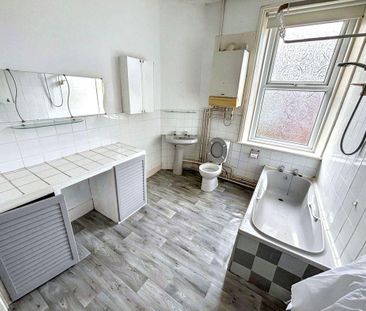 Chandos Street, Deckham, Gateshead, Tyne and Wear, NE8 4AB - Photo 5