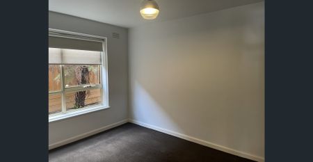 Exceptional Living in Hawthorn! - Photo 2