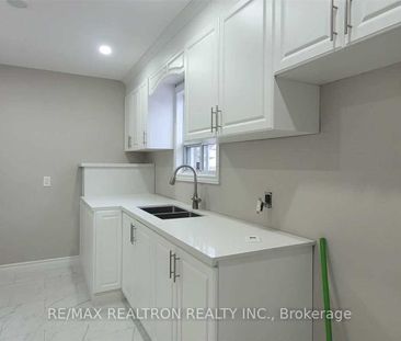 Detached Home For Lease | E8144920 - Photo 1