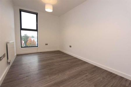 London Road, Leigh-on-sea, Essex, SS9 - Photo 3