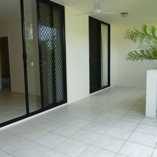 Two bedrooms, two bathrooms, ground floor apartment unit, West End, Townsville - Photo 1