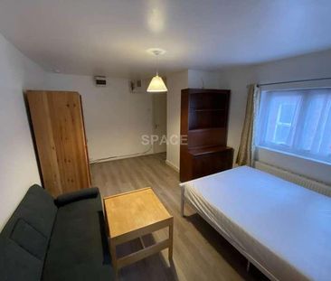 Whitley Street, Reading, RG2 - Photo 1