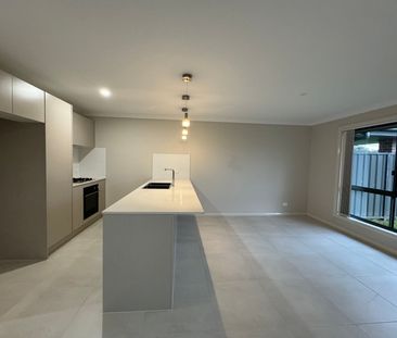 Modern, Neat and Tidy - Photo 5