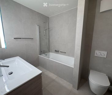Spacious 6.5-Room Ground Floor Apartment with Private Garden and Terrace - Photo 6