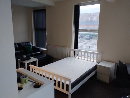 Room in a Shared House, Richmond Row, L3 - Photo 3