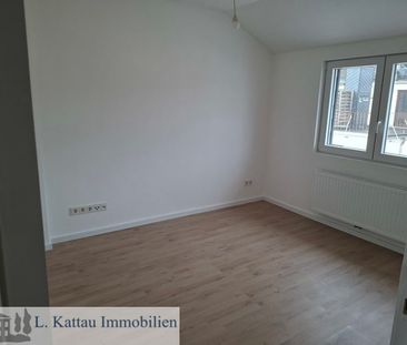 M 06 GRÖPELINGEN -saniertes Reihenmittelhaus mit viel Potenzial in ... - Photo 3