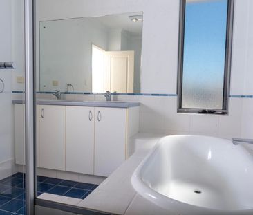 Stylish Retreat - Photo 6