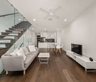 Space, Style & Location – Rare 191m² - Photo 1