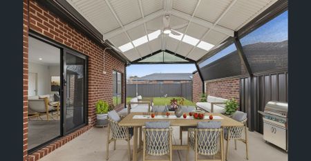 BIG 5 BEDROOM FAMILY HOME - Photo 2