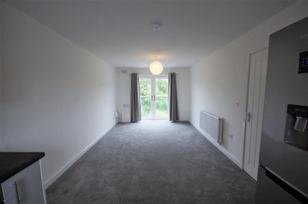 1 bedroom apartment to rent - Photo 2