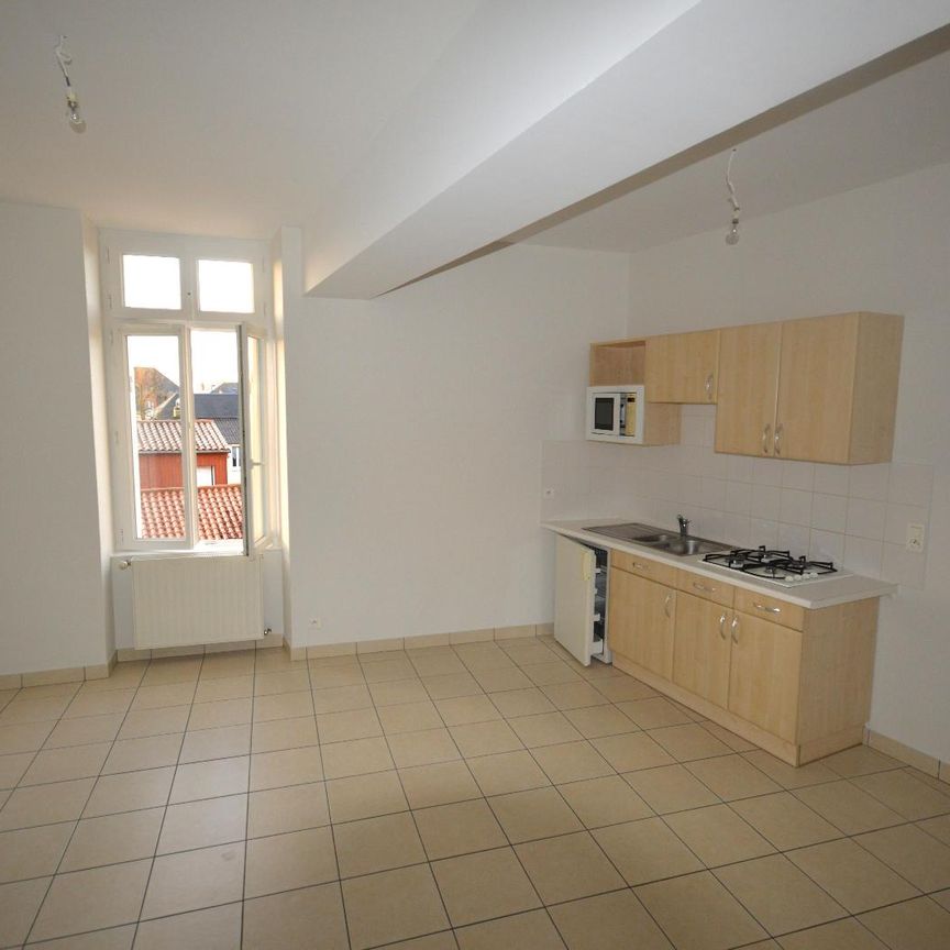 Location Appartement 3 pièces 46m² CHOLET 49300 - Photo 1