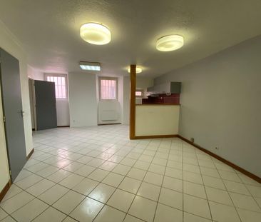 Location Appartement 2 pièces 49m² ST PERAY 07130 - Photo 2