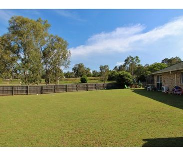 Spacious Family Home with Huge Yard – Walk to Train! - Photo 5