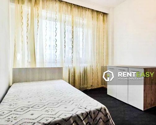 Apartament cu trei camere de inchiriat situat in zona Palas - Fotografie 1