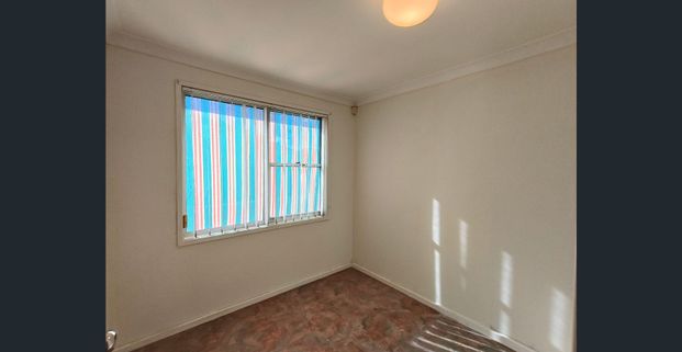 Family Home for Lease next to Lake Illawarra - Photo 1