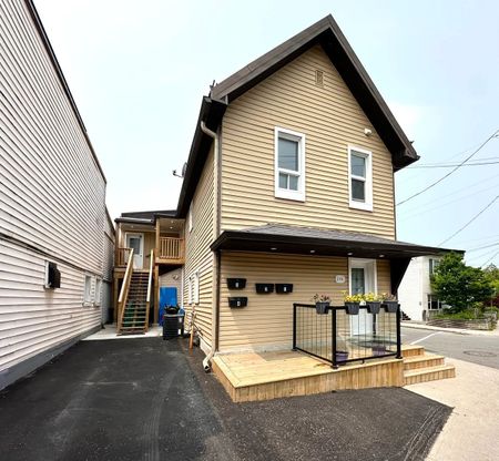 For Lease - 240 Marier Avenue Unit# Unit 3, Vanier and Kingsview Park, Ontario - Photo 5