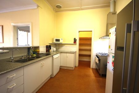 Adelphi Tce (H54), Glenelg – Room G - Photo 5