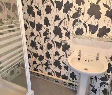 Melville Close, Widnes, WA8 - Photo 2