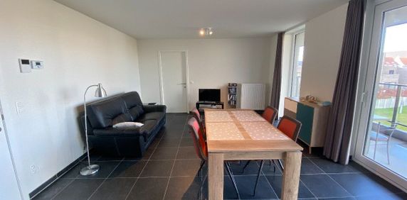 Appartement te huur in Aalter voor € 725 met 1 slaapkamer - foto 2