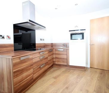 2 bedroom apartment to rent - Photo 3
