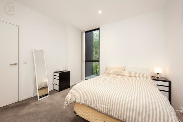 Luxurious Furnished Apartment in the Heart of Chatswood &ast;&ast; Available 10&sol;10&sol;24 &ast;&ast; - Photo 1