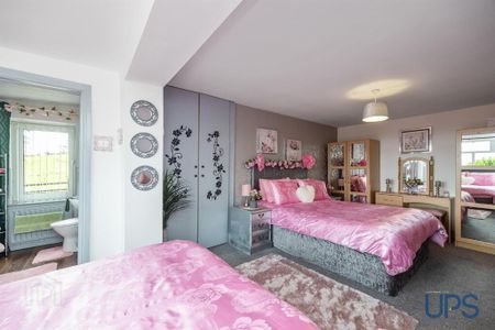 14 Ballycolin Road, Belfast, BT17 0NN - Photo 4