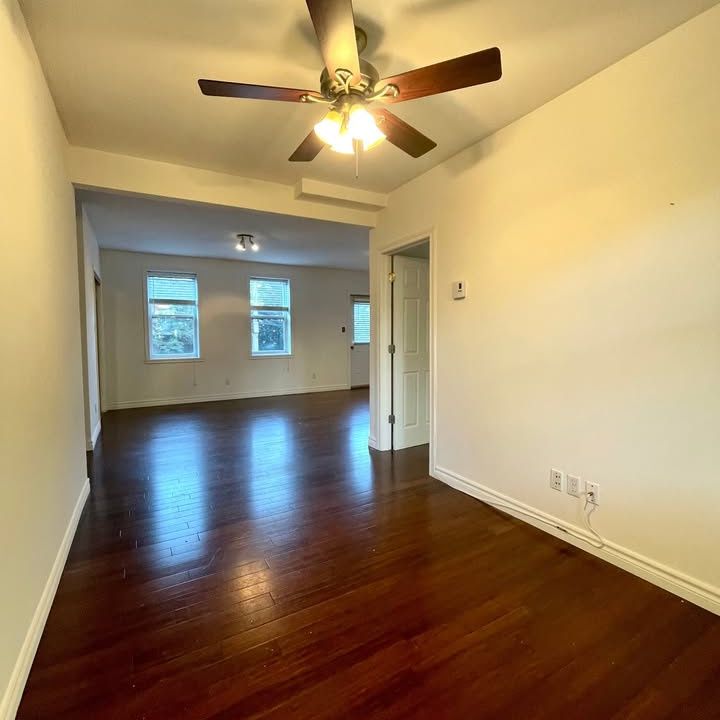 Pointe-St-Charles - Nice 3 1/2 Available - Photo 1
