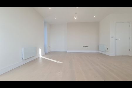 2 Bed Flat, Raffles House, NW4 - Photo 3