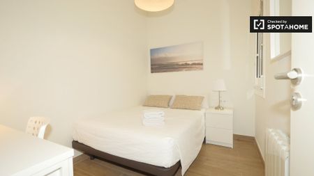 barcelona, Catalonia 08024 - Photo 5