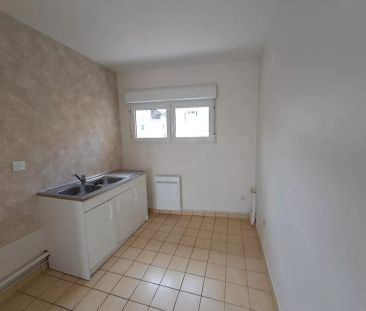 Location maison T4 95.00m² à Mailly-Champagne (51500) - Photo 1