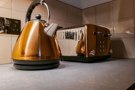 Norfolk Square - Photo 5