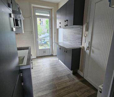 Location Appartement 3 pièces 45m² BRIVE LA GAILLARDE 19100 - Photo 4