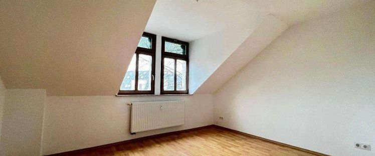 *** Hübsche Dachgeschosswohnung im Schlossviertel von Chemnitz zu vermieten *** - Foto 1