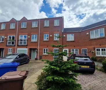 3 bedroom terraced house to rent - Photo 1