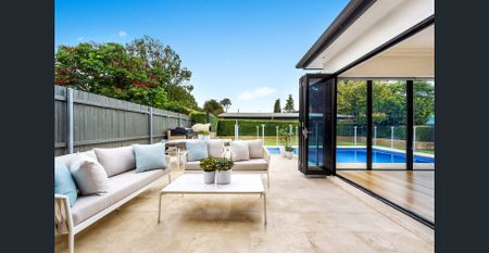 Beautiful Family Home Near Putney Village - Photo 3