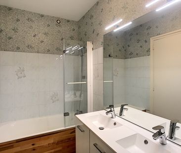 Location Appartement 3 pièces 86m² ROANNE 42300 - Photo 5